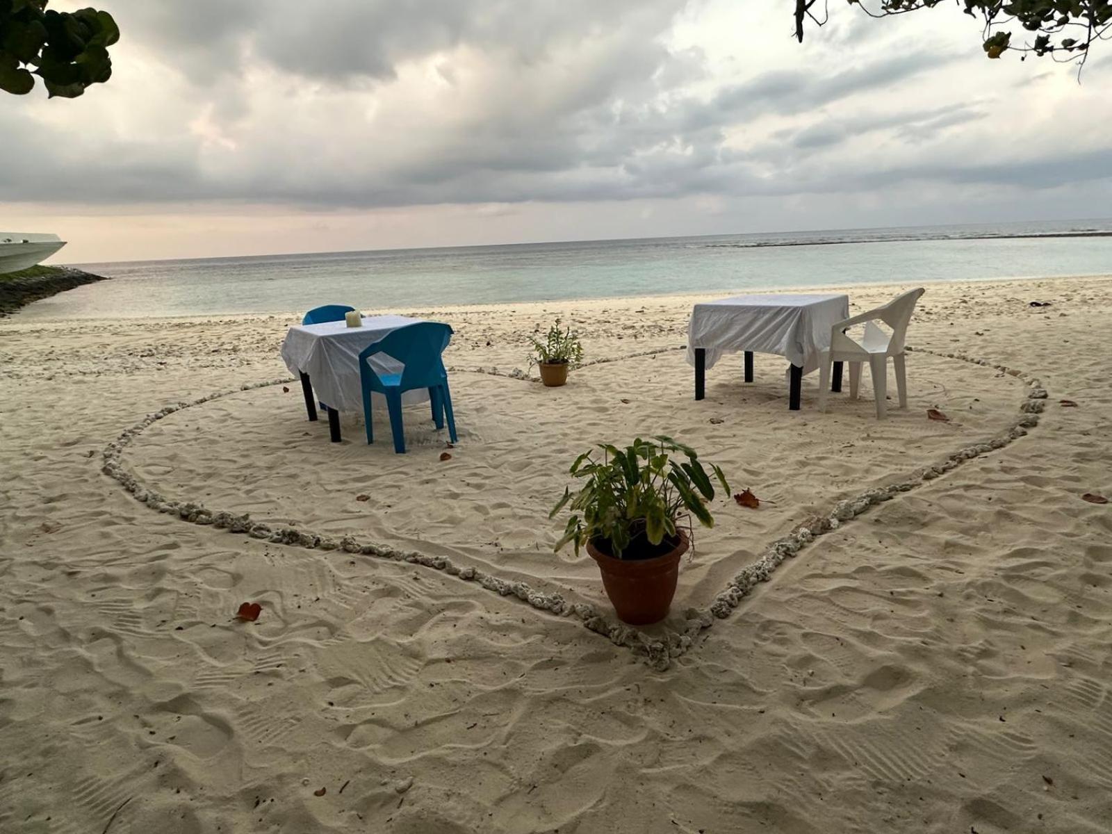 Liberty Guesthouse Maldives Mahibadhoo Exterior photo